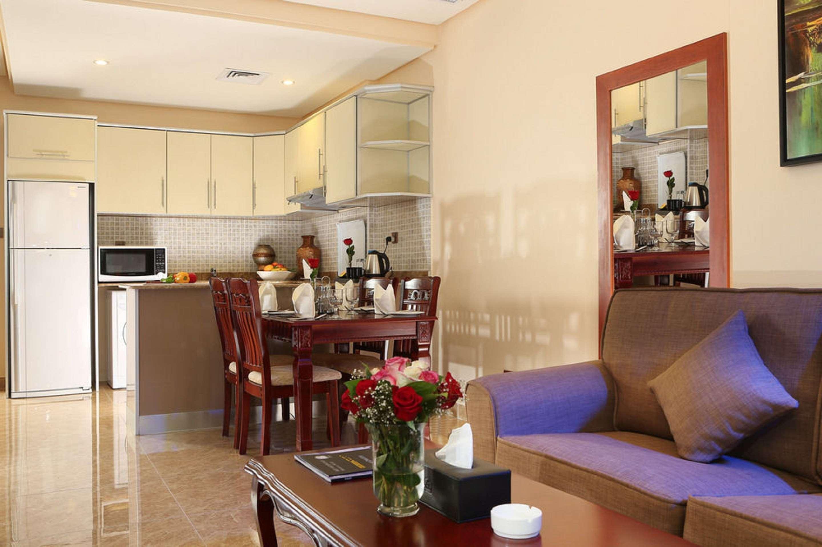 Best Western Plus Salmiya Кувейт Екстериор снимка