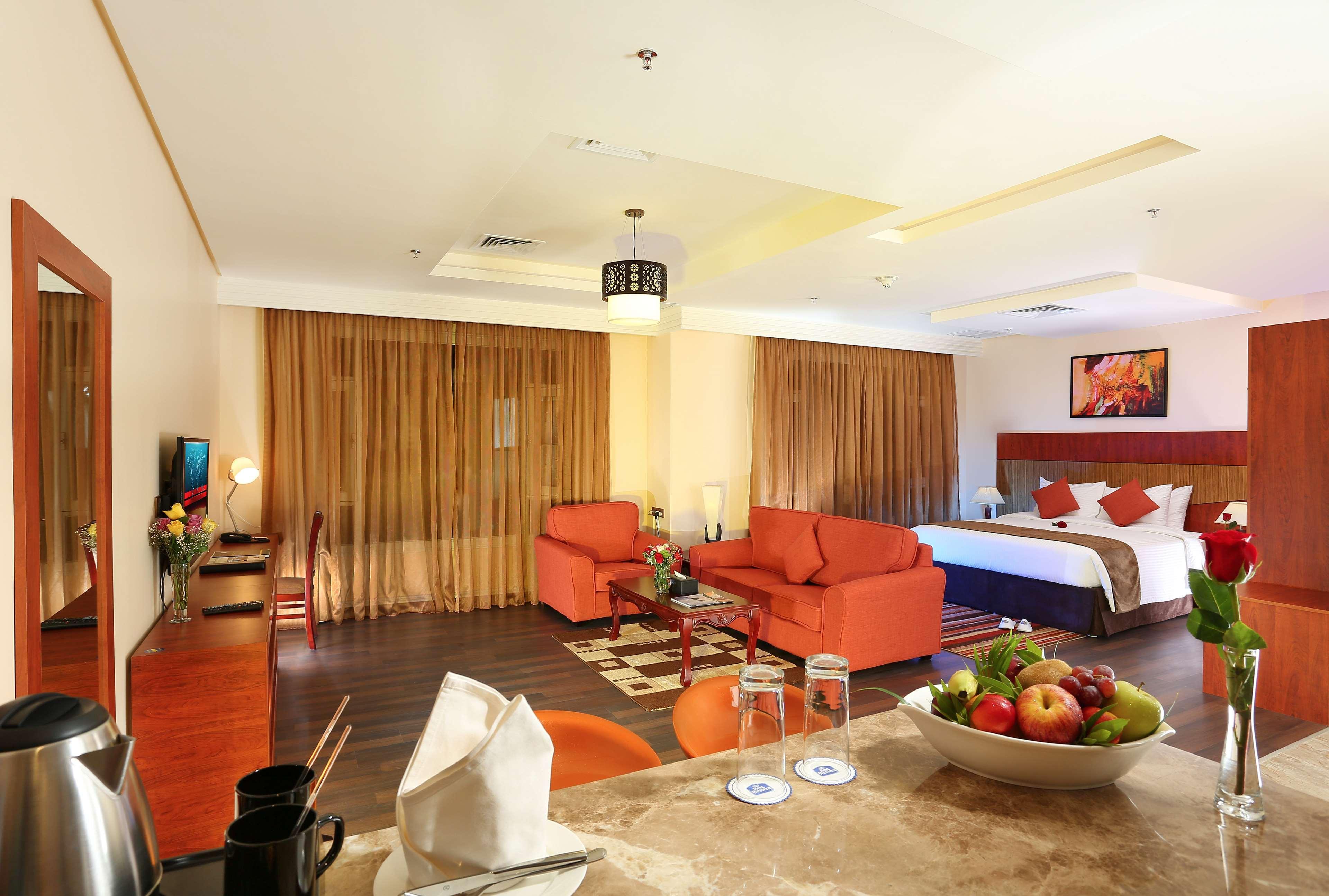 Best Western Plus Salmiya Кувейт Екстериор снимка