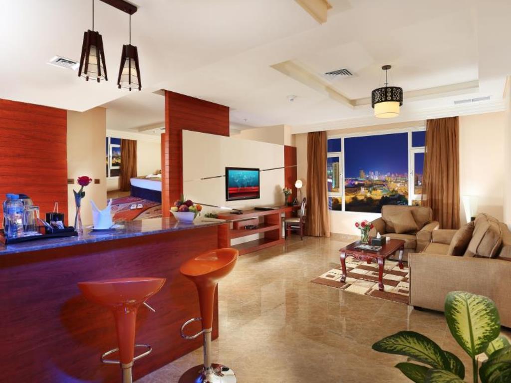 Best Western Plus Salmiya Кувейт Екстериор снимка
