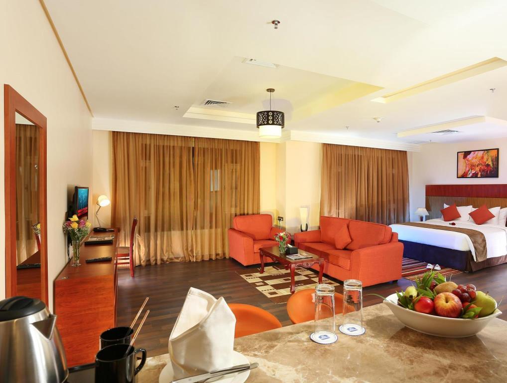Best Western Plus Salmiya Кувейт Екстериор снимка